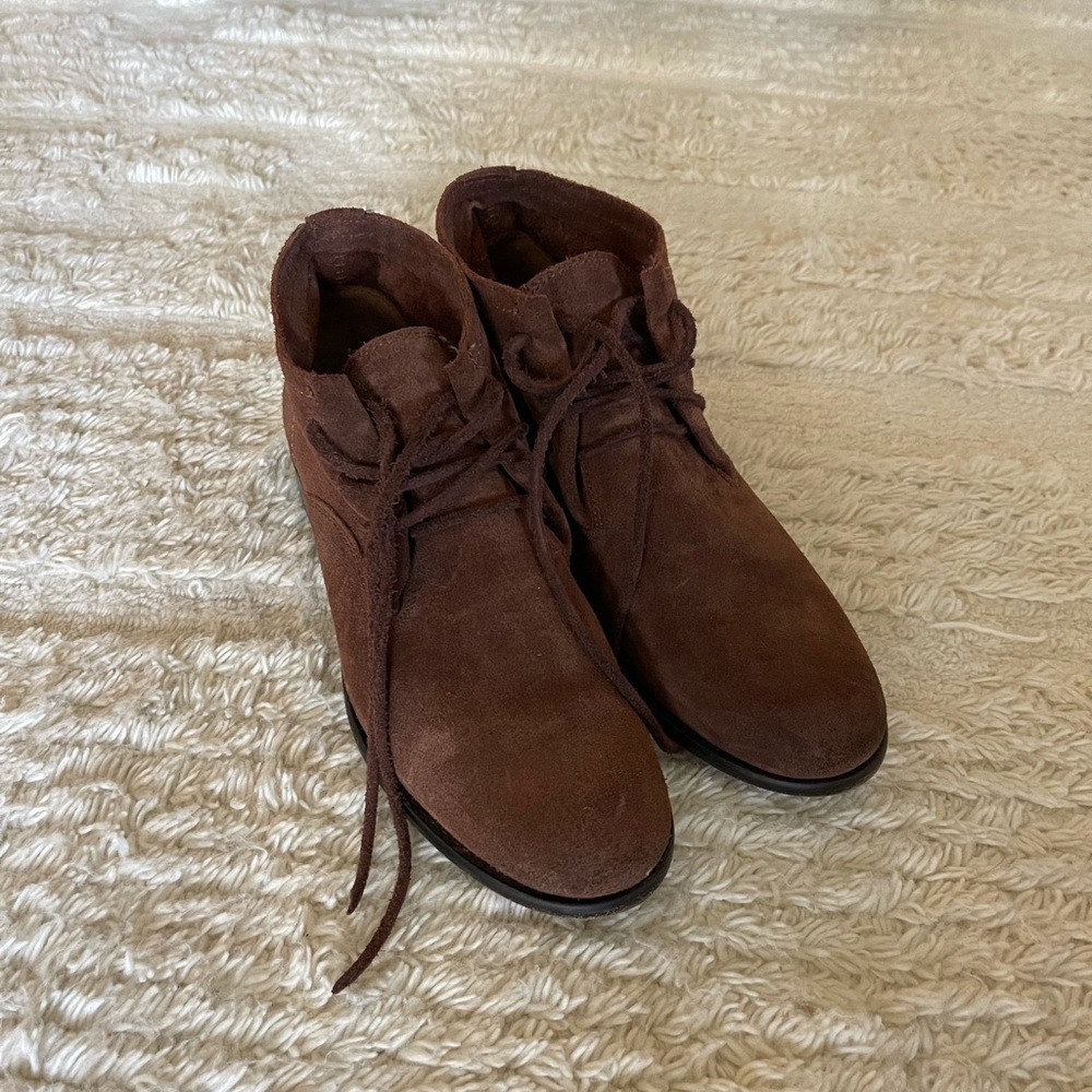 Frye Shoes | Carly Suede Chukka | Brown | Size 8